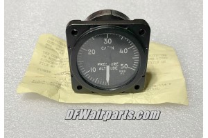 AF-200-A(W1), MA1 MIL-1-5099B, Aircraft Cabin Altitude Pressure Indicator w/ Serv tag