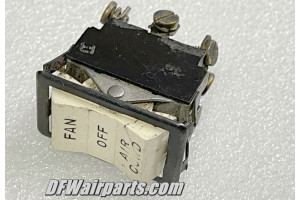 587-815, 587 815, Piper Aircraft Fan / Air Conditioner Rocker Switch