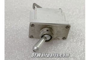 D7270-5-3, 7270-5-3, 3A Klixon Aircraft Toggle Switch Circuit Breaker