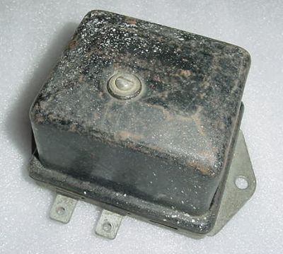 Delco-Remy Aircraft Voltage Regulator. P/N 1115831. Beech P/N 50-380058-3.